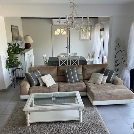 Cap Les Bosquets Антиб